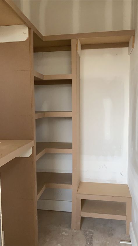 Diy Corner Closet Shelves, Stairway Closet Ideas, Small Closet Maximum Storage, Tiny Closet Built Ins, Small Primary Closet, Small Corner Closet Organization, Tiny Square Closet Ideas, Small Square Closet Designs, Small Closet Built Ins Diy