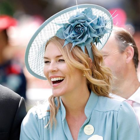 The Beautiful Cambridge Family on Instagram: “Wishing Autumn Phillips a very happy 42nd birthday 🎉🎊🥳 #autumnphillips #peterphillips #savannahphillips #islaphillips #katemiddleton…” Happy 42nd Birthday, Autumn Kelly, Autumn Phillips, Royal Families Of Europe, Peter Phillips, Cambridge Family, Royal Hats, 42nd Birthday, Royal Princess