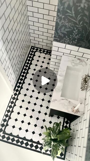 ONE TINY STORY | DIY Dollhouse & miniatures on Instagram: "HOW I MADE THE BATHROOM TILES 🖤🤍 I have received many questions about how I made the floor in the bathroom. I made the pattern in different parts in Excel and then copied it over in a Word document. It was a bit tricky but I finally got the pattern I wanted and I am so happy with the result 🤗 . . . . . . . #dollhouse #moderndollhouse #ikeadollhouse #miniature #dollhouseminiature #12scaleminiature #dollhouseflooring #dollhousebathroom" Dollhouse Flooring Diy, Diy Doll House Tile Floor, Printable Dollhouse Flooring, Miniature Dollhouse Bathroom Ideas, Dollhouse Bathroom Rug, Dollhouse Miniature Bathroom, Doll House Flooring, Ikea Dollhouse, Tiny Stories