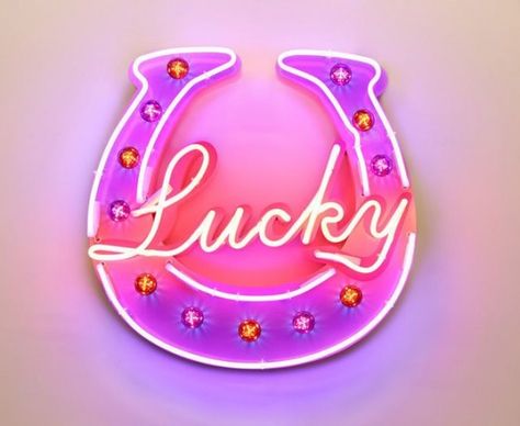 lucky neon sign Graphic Fonts, Euphoria Vibes, Procreate Ideas, Neon Words, All Of The Lights, Neon Nights, Lucky Horseshoe, Neon Glow, Pink Lady