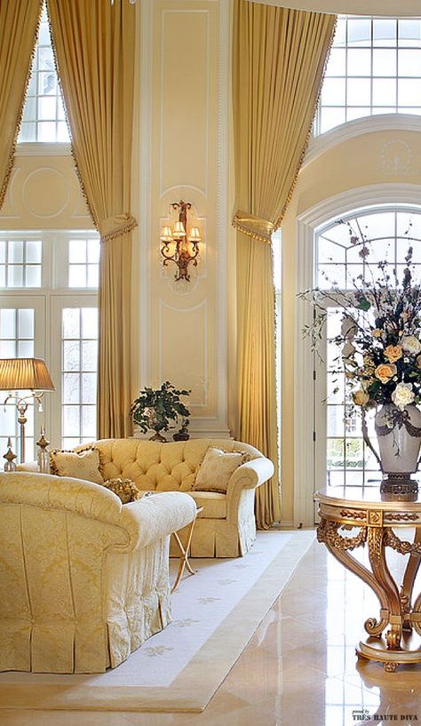 Classic French Interior Design, Classic French Interior, French Style House, French Style Living Room, French Country Decorating Living Room, Country Style Living Room, Country Interior Design, French Interior Design, Classic French Style