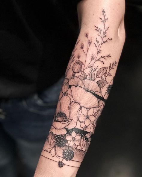 Vlada (@v.shevchenko.tattoo) • Instagram photos and videos Half Sleeve Tattoo Upper Arm, Ornate Tattoo, Rip Tattoos For Mom, Floral Arm Tattoo, Underarm Tattoo, Lower Arm Tattoos, Forarm Tattoos, Beautiful Flower Tattoos, Tattoos For Women Half Sleeve