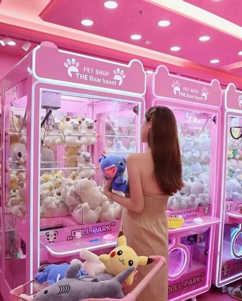 Claw Machine Hacks, Claw Game, Machine Logo, Crane Machine, Crane Game, Pink Games, Pink Y2k, Claw Machine, 28th Birthday