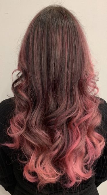 Brown Hair Fade, Brown Hair With Pink Highlights, Pink Hair Tips, Brown And Pink Hair, Pink Hair Streaks, Pink Hair Highlights, Pink Balayage, Highlights On Brown Hair, Underlights Hair