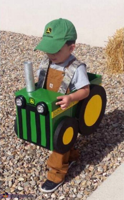 Halloween Recipe, Homemade Halloween Costumes, Tractor Birthday, Crafts Halloween, Wallpaper Halloween, Boy Halloween Costumes, Halloween Costume Contest, Toddler Halloween Costumes, Homemade Halloween