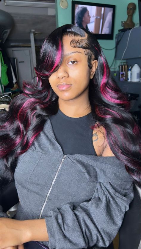 Quick Weave Pink Highlights, Leave Out With Pink Highlights, Side Part With Pink Highlights, Pink And Black Sew In Leave Out, Black Wig With Pink Highlights Side Part, Side Part Quick Weave With Pink Highlights, Side Part Sew In Color, Black And Pink Wigs For Black Women, Peekaboo Sew In Black Women