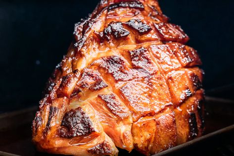 ​​Smoked Jack Daniels® Glazed Ham Smoked Ham Rub Recipe, Jack Daniels Glaze, Western Bbq, Smoked Ham Recipe, Whiskey Glaze, Pork Spices, Jack Daniels Honey, Ham Glaze Recipe, Pork Recipes For Dinner