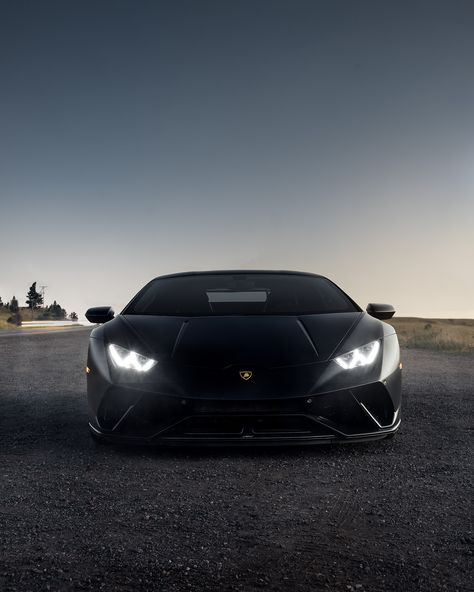 Dream Cars Lamborghini, Aventador Lamborghini, Sports Cars Lamborghini, R34 Skyline, Mclaren Cars, Aesthetic Cool, Ford Mustang Car, Car Organization, Aesthetic Car