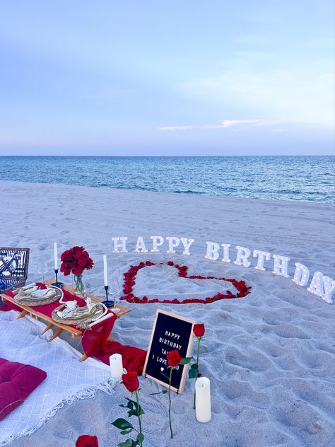 Romantic Birthday Surprise, Romantic Beach Picnic, Boyfriends Birthday Ideas, Romantic Dinner Decoration, Romantic Room Surprise, Surprise Birthday Decorations, Finance Accounting, Making Movies, Happy Birthday Decor