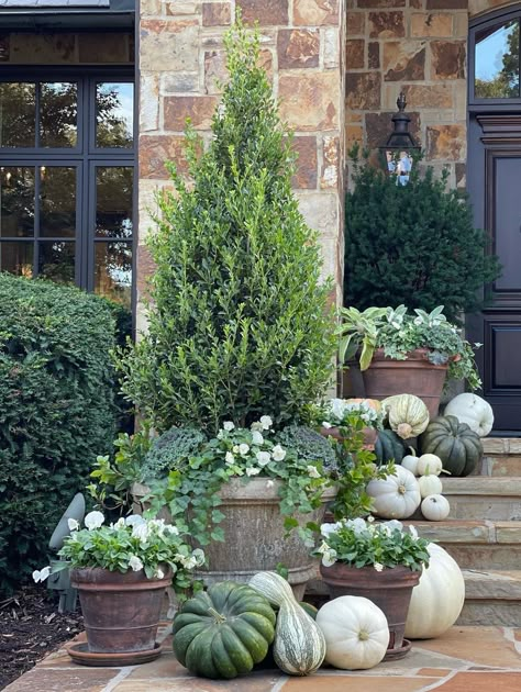 Front Garden Planters, Front Porch Planter Ideas Entrance Flower Pots, Front Porch Planter Ideas Entrance, Fall Thanksgiving Decor Ideas, Front Porch Pots & Planters, Front Door Planter Ideas Entrance, Autumn Planters, Fall Porch Decor Ideas, Fall Pots