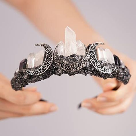 JWICOS Crystal Quartz Crown Clear Crystal Headband Tiara Moon Goddess Witch Headpiece for Women and Girls Halloween Costume (Silver) ♥Baroque Vintage Design:The classic royal princess crown tiara headband with a distinctive charm, vintage while fashion. Add a touch of mystique and romance to your important day by wearing this sparkling crown. ♥Approximately Size: 2.2 inches(5.5 cm) in height,5 inches(12.5 cm) in diameter, the common size of this headpiece is suitable for most people´s head! ♥Mat Witchy Wedding Crown, Moon Tiara Crowns, Hecate Crown, Moon Goddess Outfit, Coven Party, Moon Goddess Costume, Witch Headpiece, Witch Crown, Quartz Tiara