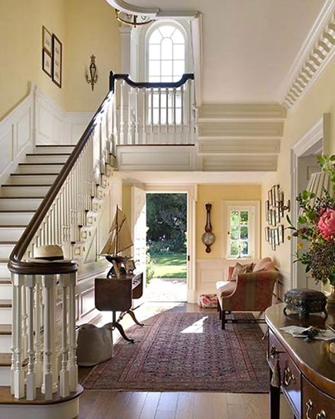 Georgian Entry Hall, Period Hallway, Traditional Foyer, Georgian Houses, Architects Portfolio, Georgian Interiors, House Staircase, Georgian Architecture, Stair Case