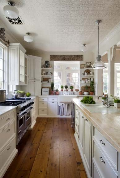 Shingle Style Homes, Casa Vintage, Wide Plank Flooring, Tin Ceiling, Dream Kitchens, Ceiling Tiles, Farmhouse Sink, Cottage Kitchen, Style At Home