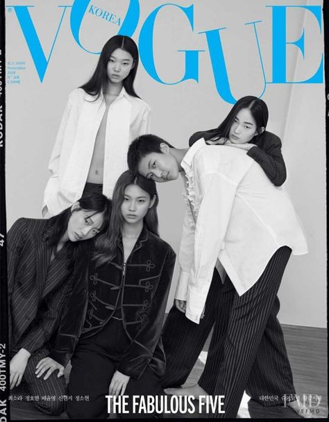 Cover of Vogue Korea with So Ra ChoiHyun Ji ShinHoYeon JungYoon Young BaeSo Hyun Jung, November 2018 (ID:57392)| Magazines | The FMD #lovefmd Sora Choi, Sasha Pivovarova, Jon Kortajarena, Issue Magazine, Group Poses, Isabeli Fontana, Florence Welch, Lily Aldridge, New Readers