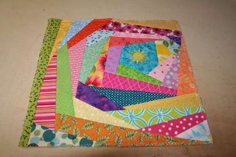 Colourful Quilts, Scrappy Quilting, Crazy Quilt Tutorials, Quilted Cross, Scrap Projects, Crazy Quilts Patterns, Crumb Quilt, Crazy Quilt Blocks, Diy Designs