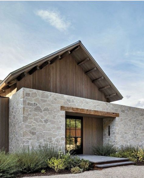 Contemporary Ranch Home, Modern Mountain Home, Modern Ranch, Ranch Home, Casa Exterior, Mountain Modern, Modern Mountain, Luxe Interiors, Sun Valley