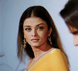 ن​ Dil Ka Rishta, Bollywood Icons, Aishwarya Rai Pictures, Vintage Bollywood Aesthetic, Bollywood Aesthetic, Aishwarya Rai Photo, Bollywood Outfits, Indian Woman, Vintage Bollywood