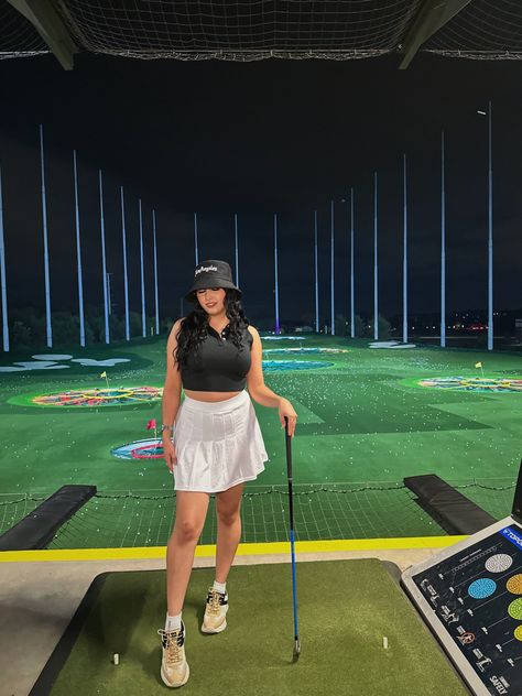 Top golf 
Golf outfit 
Skirt 
Golf girl Topgolf Outfit, Top Golf Outfit, Golf Fits, Cute Golf Outfit, Business Colors, Night Tops, Top Golf, Special Clothes, Clothing Material