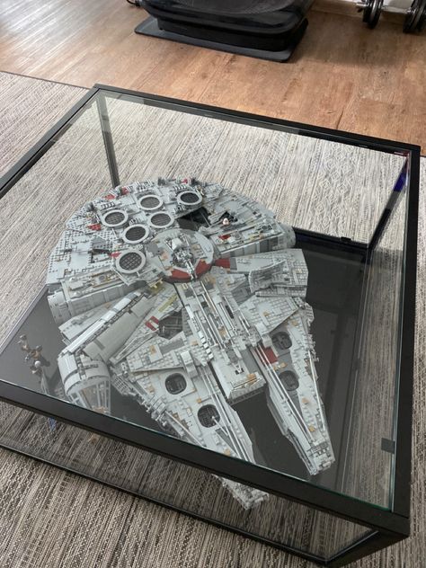 Lego Millenium Falcon Coffee Table, Millenium Falcon Lego Display, Xbox Room Ideas, Lego Millenium Falcon, Lego Displays, Lego Aesthetic, Xbox Room, Gamer Room Diy, Star Wars Man Cave