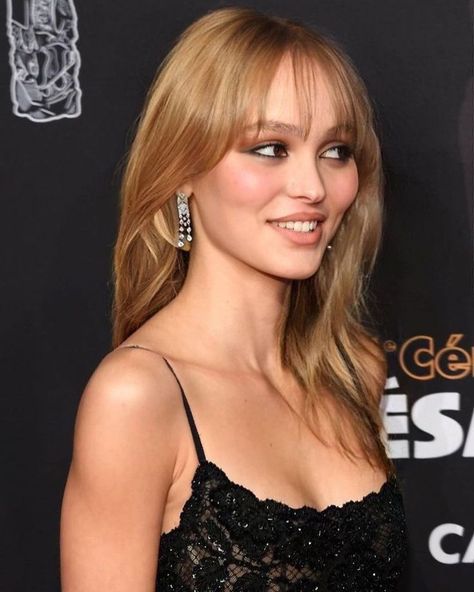 Lily Depp, Lily Rose Depp Style, Lily Rose Depp, Lily Rose, Moda Vintage, French Girl, New Hair, Hair Inspo, Hair Inspiration