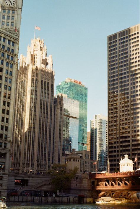 Chicago River North, Film photography 35mm Pentax K1000 Chicago Film Photography, Pentax K1000 Photography, Pentax K1000, Photography 35mm, 35mm Photography, Film Photography 35mm, Chicago River, Chicago Photography, 35mm Film