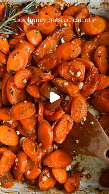 Nicole Addison, RD, MHSc on Instagram: "HOT HONEY ROASTED CARROTS ⬇️✨🥕 As a dietitian I LOVE finding new ways to make veggies 1. Taste better and 2. More exciting so these spicy hot honey carrots are the perfect recipe to convince any cooked carrot hater to fall in love with carrots 😍 They’re super easy to make, cooked to perfection and the perfect easy holiday (or anyday) side dish!! All you need is: • carrots • olive oil • balsamic vinegar • garlic • hot honey (I used @thehalifaxhoneycompany ) • salt & pepper • red pepper flakes COMMENT: RECIPE PLEASE to be sent the FULL printable recipe including all tips, tricks, nutrition info and substitutions or find it linked in my bio!! ⚠️ I do not authorize any of accounts to repost my content without permission from me! • • • #easy Siracha Honey Carrots, Hot Honey Carrots Oven, Hot Honey Roasted Carrots, Hot Honey Carrots, Healthy Easter Recipes, Honey Carrots, Gluten Free Oatmeal Cookies, Spicy Carrots, Honey Roasted Carrots