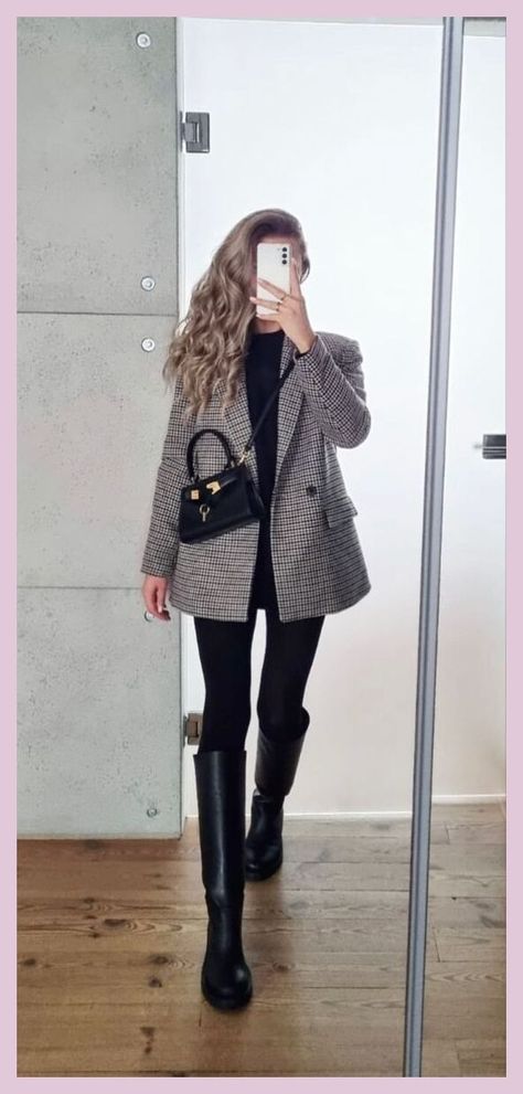 Flat Boots Winter Outfit, Blazer Outfits Leggings, Long Boots Work Outfit, Tall Boots Leggings Outfit, Blazer And Boots Outfit Winter, Long Boots Office Outfit, Leggings And High Boots Outfit, Black Turtleneck Blazer Outfit, Blazer Outfits With Leggings