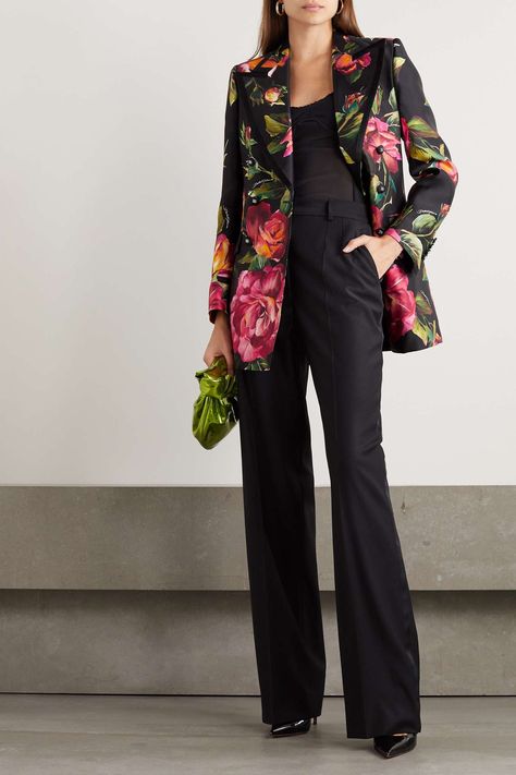 Floral Print Blazer Outfit, Black Floral Blazer Outfit, Printed Blazer Outfit, Floral Blazer Outfits For Women, Floral Suits Women, Printed Blazers For Women, Silk Blazer Outfit, Print Blazer Outfit, Floral Jacket Outfit