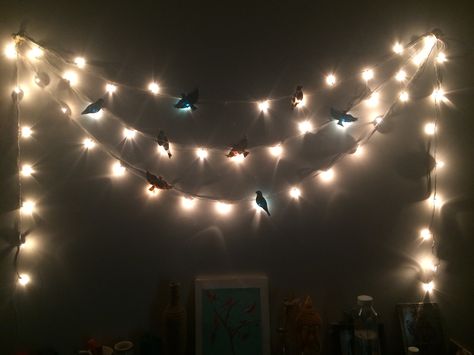 Fairy lights and birds wall decor Fairy Light Ideas For Bedroom, Fairy Lights On Wall Ideas, Diwali Fairy Lights Decor, Bedroom Fairy Lights Ideas, Fairy Lights Bedroom Ideas Wall Art, Fairy Light Decor Ideas Bedroom, Where To Hang Fairy Lights Bedroom Ideas, Fairy Lights Aesthetic Room, Fairy Lights Decor Bedroom