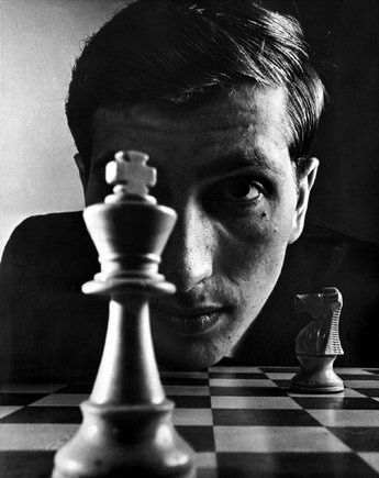 Bobby Fischer, the best (and worst) thing to ever happen to American chess. Bobby Fischer, Philippe Halsman, Chess Master, 8bit Art, Chess Players, End Game, Magnum Photos, Foto Art, Shooting Photo