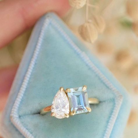 Berlinger Fine Jewelry on Instagram: "Anyone else in love with our Aquamarine & Pear Diamond Toi Et Moi? Comment below if this is your dream ring 💍 #toietmoi #toietmoiring #aquamarinerings #engagementrings #vintageengagementring" Aquamarine Toi Et Moi Ring, Toietmoi Ring, Ring Inspo, Aquamarine Rings, Pear Diamond, Dream Ring, Wedding Board, Vintage Engagement Rings, Pink Tourmaline