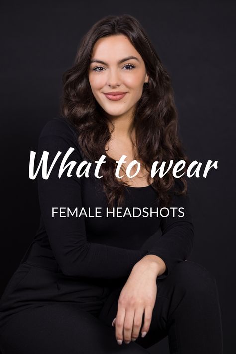 Confidence is Key! Explore boardroom-ready outfits and style tips for women in leadership roles. Dress for success with our curated wardrobe ideas. 👗 #ProfessionalWomen #BossLadyFashion #CorporateStyle Follow us to stay updated! https://linktr.ee/blueskysstudio https://www.instagram.com/blueskysstudio/ Professional Outfits For Headshots, Casual Business Headshots, Outfit For Professional Photo, Professional Photo Outfit, Headshots Ideas Women, Professional Outfits Women Headshots, How To Pose For Professional Headshots, Profesional Headshot Women, How To Pose For Work Photos