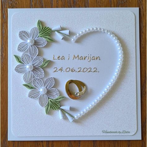 Paper Quilling Anniversary Cards, Paper Quilling Wedding Gift, Paper Quilling Wedding Cards, Quilled Wedding Cards Handmade, Quilling Wedding Cards Ideas, Handmade Wedding Cards Ideas Diy Simple, Quilling Wedding Gift, Kviling Ideas, Quilled Valentine Cards