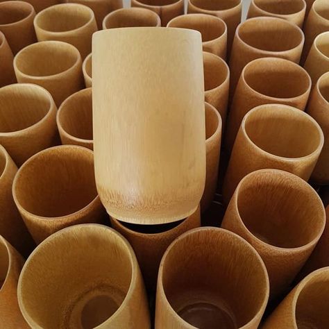 Our bamboo cup is made of eco-friendly 100% natural bamboo. It is an elegant and ideal decoration for office and home. Bamboo is an eco-planet wood like grass, widely used as alternatives to traditional hardwood in many areas. Contact To Seller: Ms. Snowie WhatsApp : +84 865783041 Mail: sale01@eco2go.vn Biodegradable Cups, Laser Logo, Bamboo Cups, Reusable Coffee Cup, Show Me The Money, Diy Presents, Drinking Cup, Kitchen Items, Travel Mug