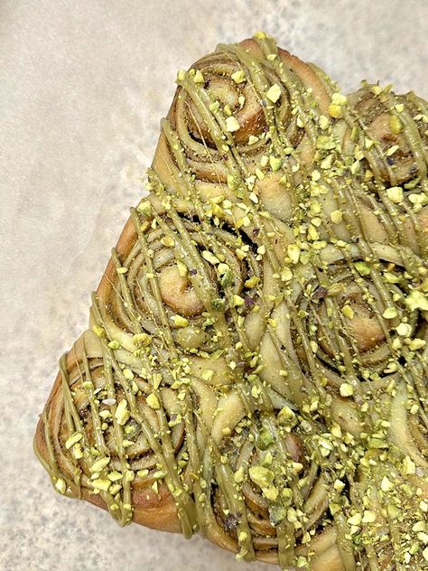 Pistachio Rolls | Ash Baber Pistachio Baking Recipes, Pistachio Rolls, Pistachio Roll Cake, Pistachio Buns, Beautiful Baked Goods, Baking Pistachio, Pistachio Cinnamon Rolls, Pistachio Sweet Rolls, Healthy Pistachio Bread