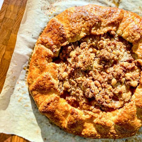 Apple Galette with Streusel - But First We Brunch! Apple Galette With Crumb Topping, Apple Walnut Galette, Canned Apple Pie Filling Galette, Apple Galletes, Apple Pie Galette, Apple Gallette Recipe Ina Garten, Mini Apple Galette, Apple Galette Puff Pastry, Apple Galette With Pillsbury Pie Crust