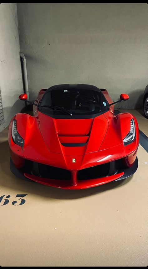 Cars Brand, Ferrari Laferrari, Classy Cars, Super Luxury Cars, Fancy Cars, Pretty Cars, Futuristic Cars, Red Car, Drift Cars