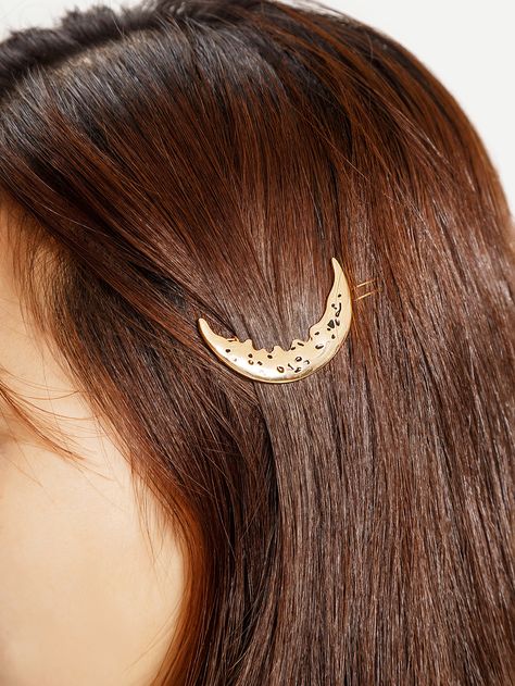 Shop Moon Shaped Hairpin online. SheIn offers Moon Shaped Hairpin & more to fit your fashionable needs. Moon Hair Accessories, Moon Hair, Jewelry Victorian, Gold Hair Clips, Hair Things, Gold Hair Accessories, Wiccan Jewelry, Casual Hairstyles, Metallic Hair