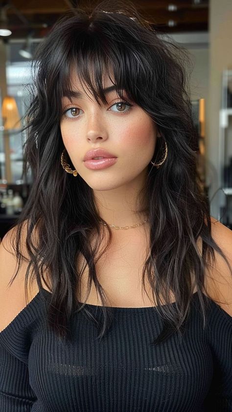 Bohemian Hairstyles For Medium Hair Shoulder Length, Long Hair Sweeping Bangs, Short Dark Hair With Fringe, 2024 Hair Inspiration, Shag Hairstyle With Bangs, Black Choppy Hair, Edgy Bangs With Medium Hair, Medium Black Hair With Bangs, Piecy Bangs Medium Hair