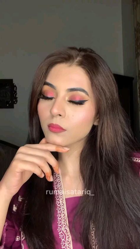 Pakistani Makeup Tutorial, Tutorial Natural Makeup, Pakistani Makeup, Party Eye Makeup, Fall Eye Makeup, Natural Eye Makeup Tutorial, Tutorial Eyeshadow, Makeup Life Hacks, Makeup Steps