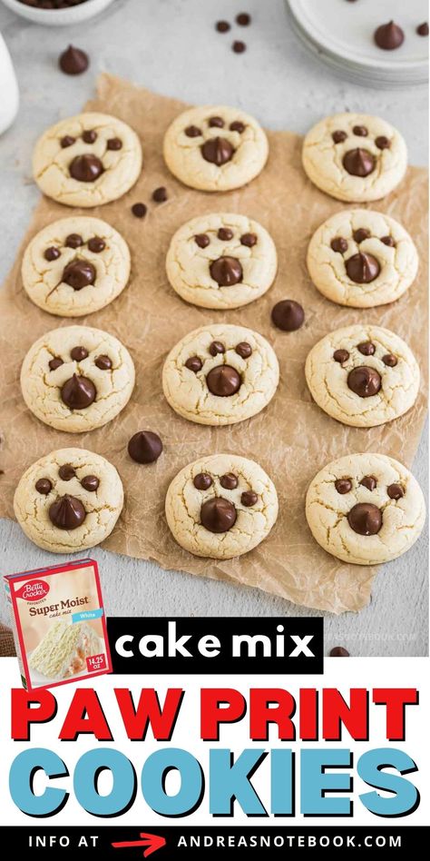 Bear Paw Print Cookies, Bear Print Cookies, Teddy Bear Snack Ideas, Bear Claw Cookies Recipe, Bear Desserts Ideas, Dog Print Cookies, Puppy Paw Cookies, Bear Paw Cookies Recipes, Dog Paw Print Cookies