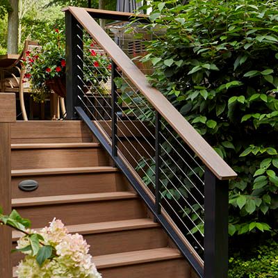 Garde Corps Metal, Timbertech Decking, Azek Decking, Composite Deck Railing, Deck Remodel, Tiered Deck, Deck Railing Design, Modern Deck, Deck Colors