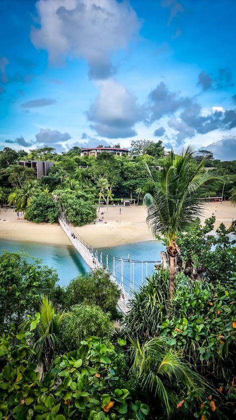 view of Palawan Beach from aerial viewpoint Palawan Beach, Singapore Aesthetic, Singapore Sentosa, Sentosa Island Singapore, Singapore Things To Do, Singapore Attractions, Singapore Itinerary, Palawan Island, Travel Instagram Ideas