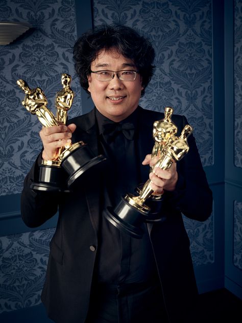 Bong Joon Ho, Oscars 2020, Best Director, Movie Director, Awards Trophy, Oscar Winners, Best Picture, Animated Images, Academy Awards