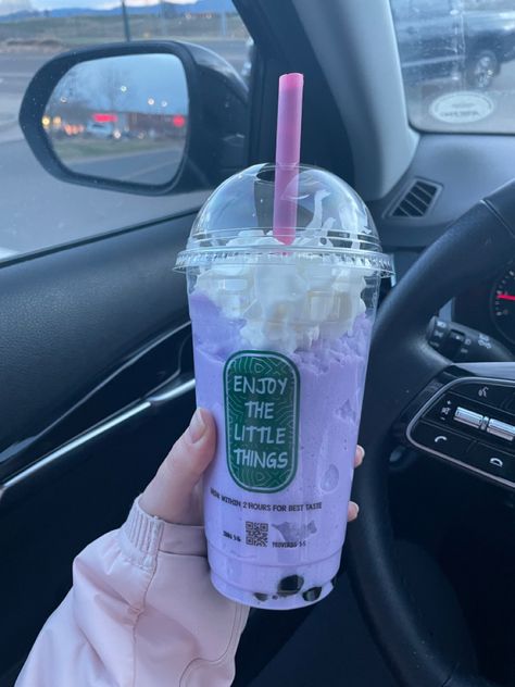 Taro Boba #tea #bobatime Taro Boba Tea Aesthetic, Taro Milk Tea Aesthetic, Taro Boba Tea, Boba Taro, Korean Drink, Taro Bubble Tea, Taro Boba, Purple Aesthetics, Korean Drinks