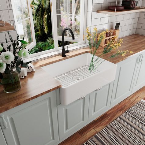 Farm Kitchen Ideas, Kitchen Faucets Pull Down, Farmhouse Kitchen Sink, Apron Sink Kitchen, Sink Grid, Farm Kitchen, Single Handle Kitchen Faucet, Single Bowl Kitchen Sink, Farmhouse Sink Kitchen