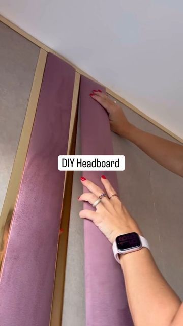 KaTrina Gorham on Instagram: "DIY headboard 💙
@mrs.gdailyquotes 

📽  @cabeceira_modulada

#DIYprojects
#diyheadboard 
#diybed 
#homedecor 
#glamdecor 
#mrsgdiydesigns" Build A Headboard Diy Projects, Queen Bed Headboards Diy, Headboard Fabric Ideas, Diy Pool Noodle Headboard, Diy Wall Mounted Headboard, Pillow Headboard Diy, Patchwork Headboard, Diy Headboard Ideas Easy Cheap, Diy Queen Headboard