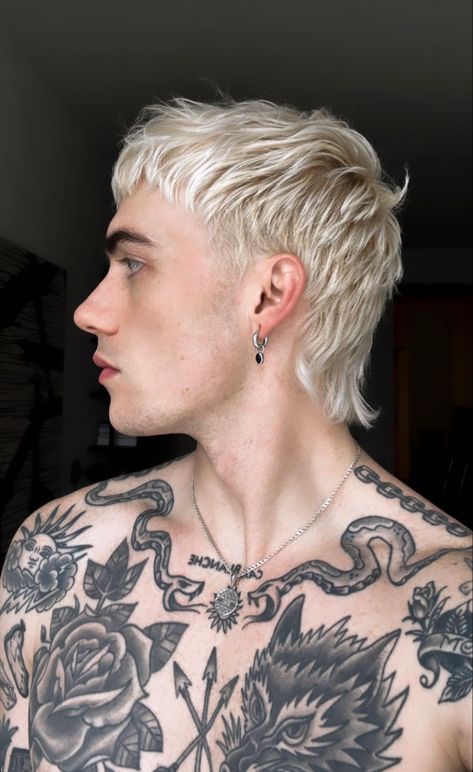 Edgy Guy Haircut, Bleach Mullet Men, Short Mod Hair, Short Blonde Mens Haircut, Short Masc Haircuts For Round Faces, Edgy Haircuts Men, Edgy Mens Haircut, Cropped Mullet, Platinum Mullet