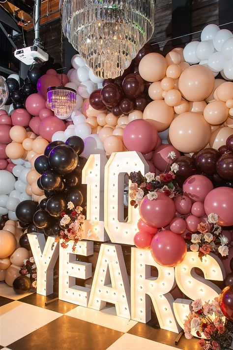 Anniversary Celebration Decorations, Anniversary Party 30 Years, 10 Anniversary Decoration Ideas, Business 40th Anniversary Ideas, 10 Year Anniversary Theme Party Ideas, Anniversary Party Ideas Themes, Company 25th Anniversary Ideas, 10 Year Corporate Anniversary Events, 50th Work Anniversary Party Ideas