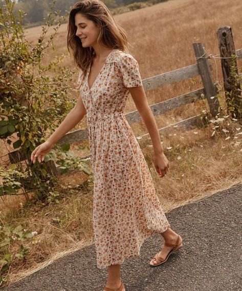 Trendy Dresses Summer, Gaun Fashion, Hippie Style Clothing, Floral Outfit, Hippie Outfits, Complete Outfits, Flower Girls, Ladies Dress Design, Trending Dresses